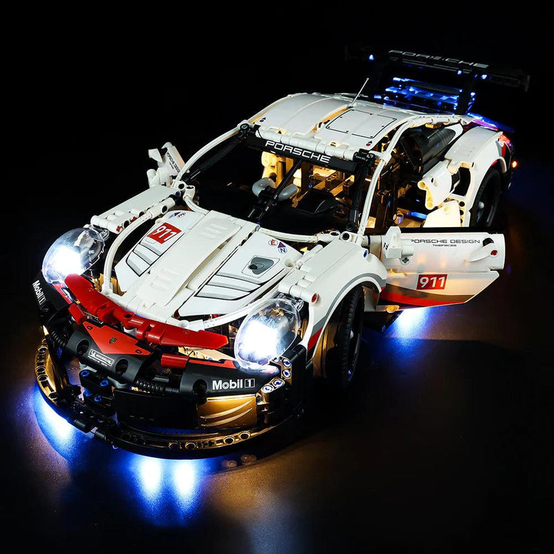 Porsche 911 RSR Branco (1580 pcs)